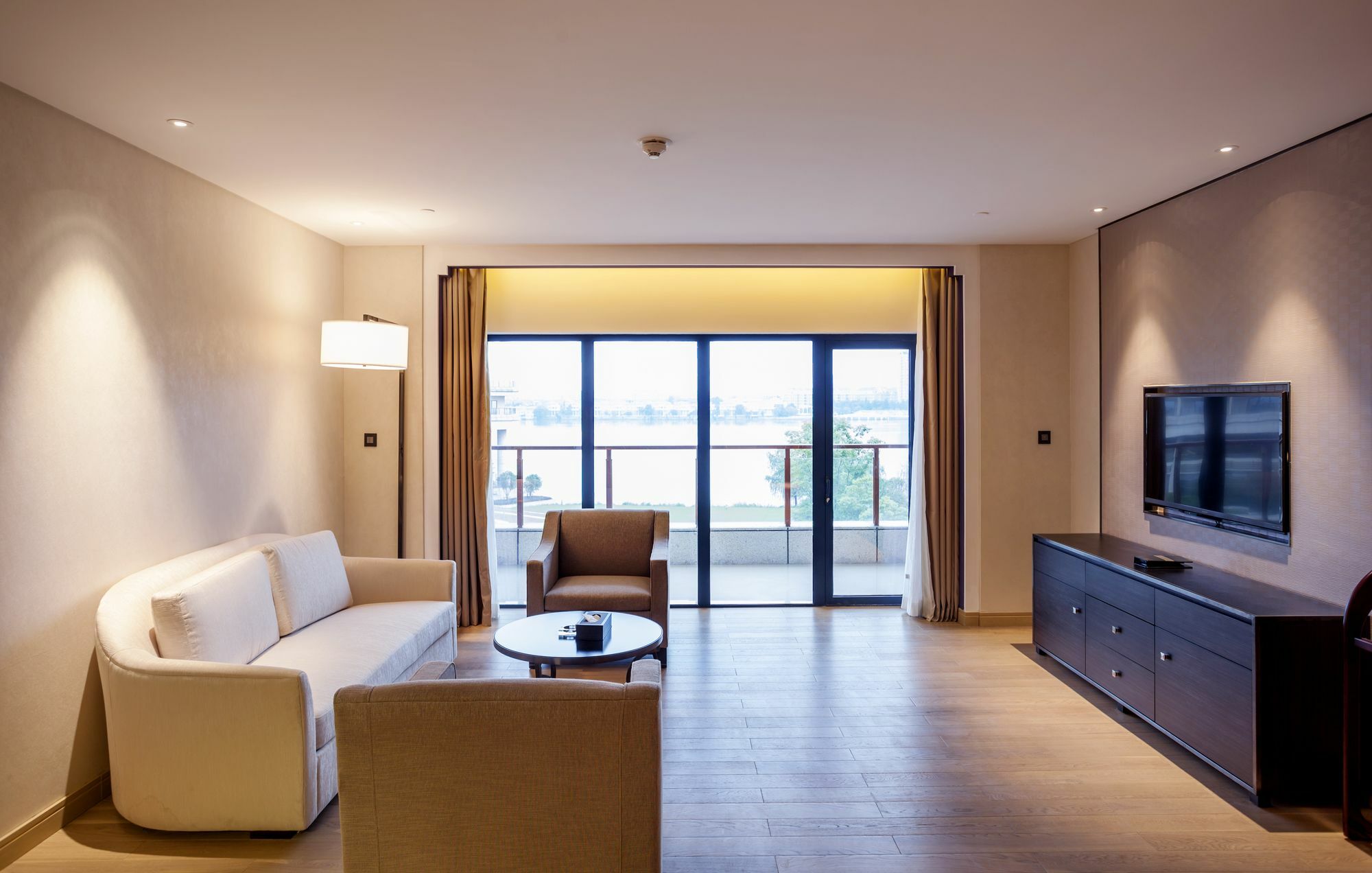 Radisson Blu Hotel Wuhan Etd Zone Exterior foto